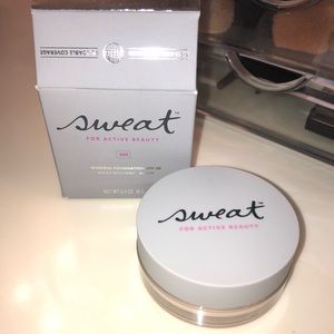 SWEAT POWDER FOUNDATION